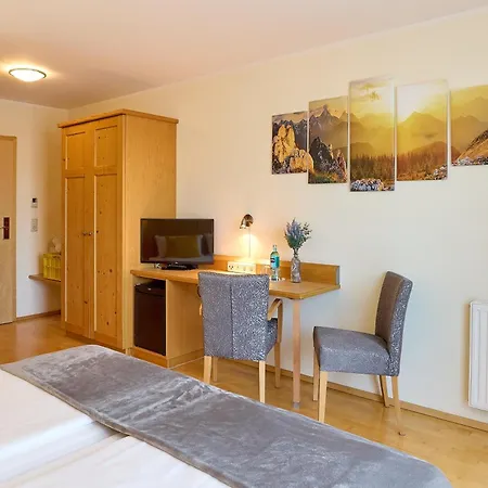 Airport-hotel Fortuna