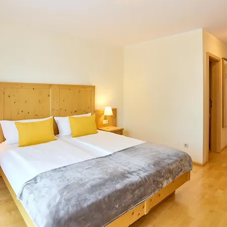 Airport-hotel Fortuna מלון 3*