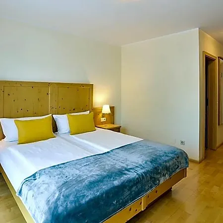 Airport-hotel Fortuna