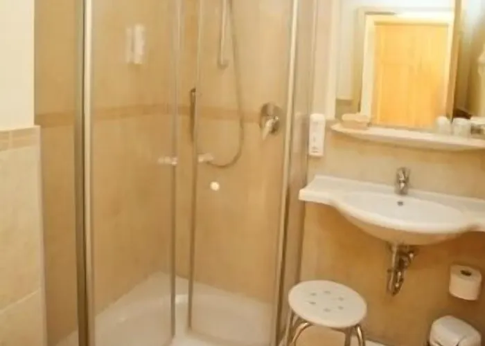 Airport-hotel Fortuna